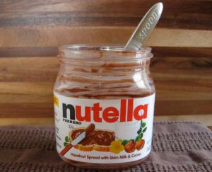 nutella-on-a-spoon